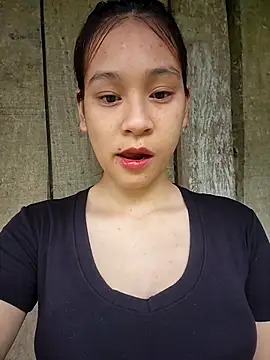 Snapshot of -Hicici- chatting on 05.19.26 -Hicici- online show from 05.19.26