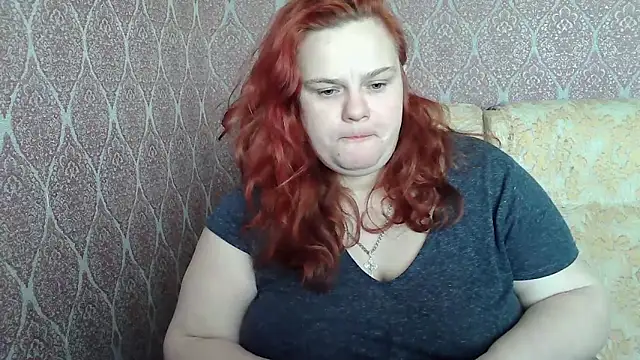 Snapshot of DollyGersonn chatting on 04.21.26 DollyGersonn online show from 04.21.26