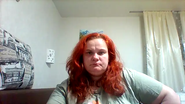 Snapshot of DollyGersonn chatting on 04.21.26 DollyGersonn online show from 04.21.26