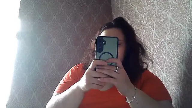 Snapshot of DollyGersonn chatting on 06.23.26 DollyGersonn online show from 06.23.26