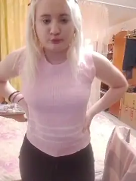 Snapshot of LizaMiller chatting on 03.11.26 LizaMiller online show from 03.11.26