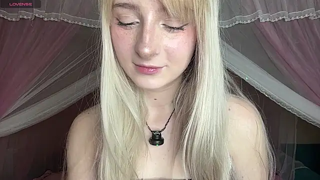 OnlyEva1 online show from 05.14.26