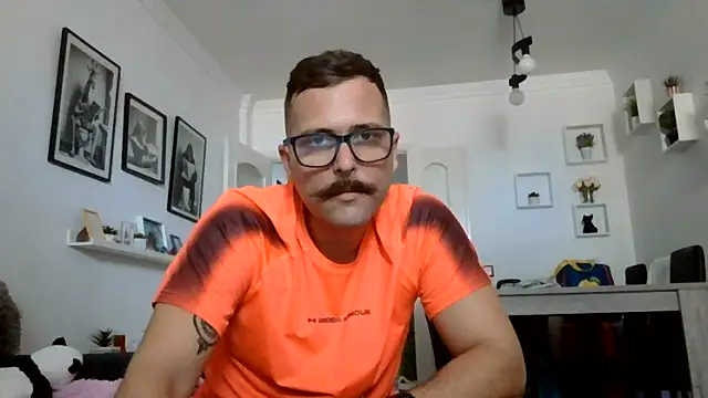 Snapshot of yanick931 chatting on 06.14.26 yanick931 online show from 06.14.26