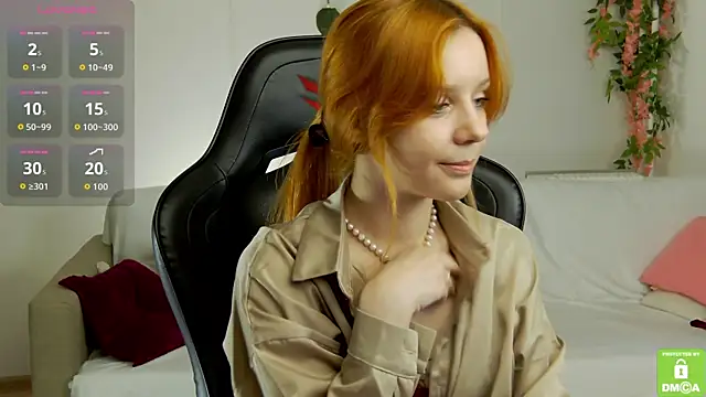 Snapshot of Rachel_lips chatting on 05.03.26 Rachel lips online show from 05.03.26