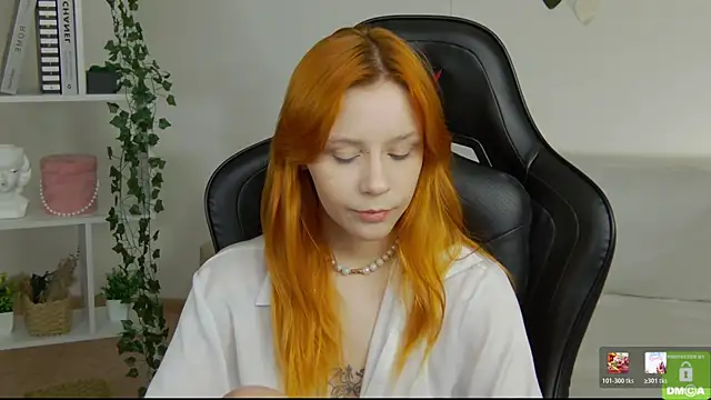 Snapshot of Rachel_lips chatting on 06.03.26 Rachel lips online show from 06.03.26