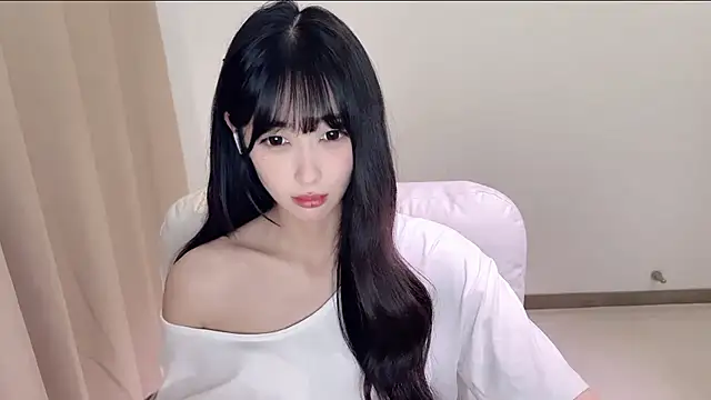 Snapshot of xiaooyee chatting on 05.30.26 xiaooyee online show from 05.30.26