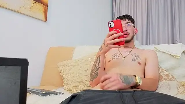 Snapshot of Connor_Allister chatting on 03.13.26 Connor Allister online show from 03.13.26