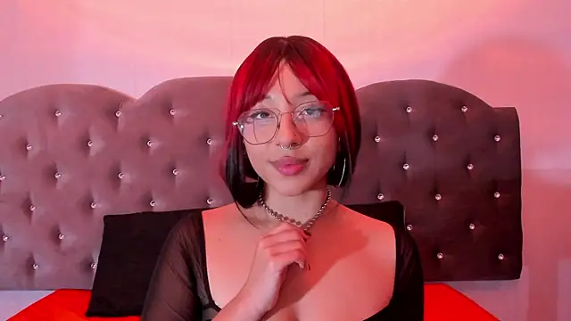Snapshot of Amarantha_rosse chatting on 05.19.26 Amarantha rosse online show from 05.19.26