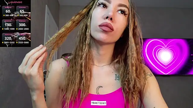 Snapshot of mary_brentt chatting on 05.17.26 mary brentt online show from 05.17.26