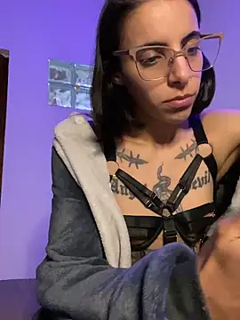 Poison Ivy 29 online show from 05.21.26