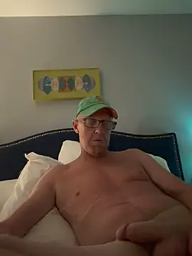 Snapshot of Kristopherbbb chatting on 06.15.26 Kristopherbbb online show from 06.15.26