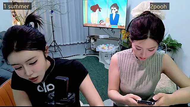 Summerbaby-001 online show from 03.17.26