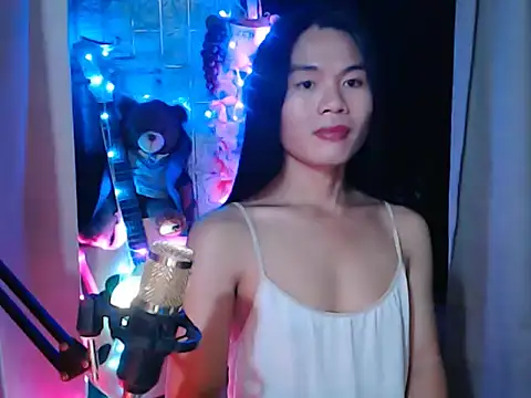 small 13 online show from 03.19.26