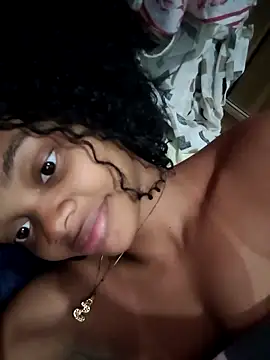 Snapshot of marialuiza2027 chatting on 04.06.26 marialuiza2027 online show from 04.06.26