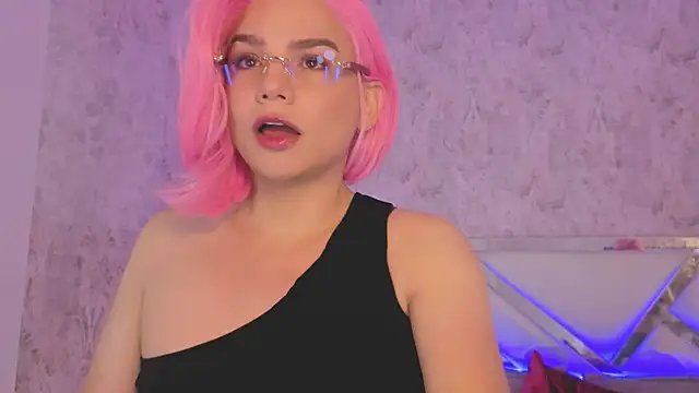 Snapshot of april_summer_ chatting on 05.16.26 april summer online show from 05.16.26