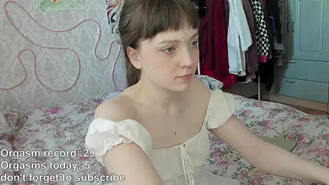 Snapshot of RileyNymph chatting on 05.07.26 RileyNymph online show from 05.07.26