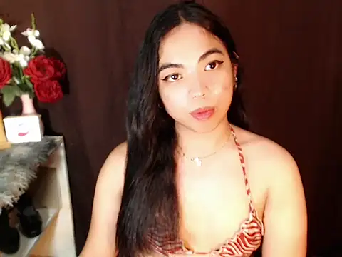 Snapshot of xLinda_Walkerx chatting on 05.27.26 xLinda Walkerx online show from 05.27.26