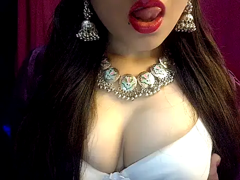 Snapshot of nadia_doll69 chatting on 06.09.26 nadia doll69 online show from 06.09.26