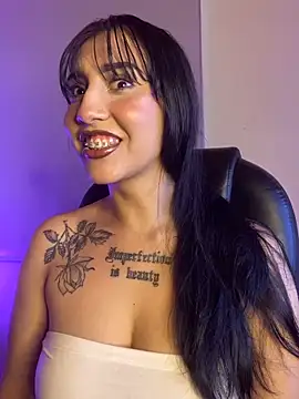 Snapshot of Zeyra_pink chatting on 03.16.26 Zeyra pink online show from 03.16.26