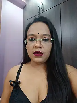 Snapshot of hornyrosy321 chatting on 05.16.26 hornyrosy321 online show from 05.16.26