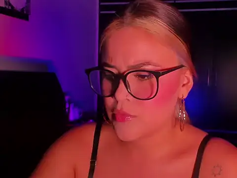 Snapshot of veronicabrown_xxx chatting on 03.23.26 veronicabrown xxx online show from 03.23.26