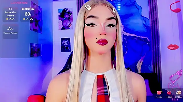 Snapshot of blonde_queen- chatting on 06.29.26 blonde queen- online show from 06.29.26