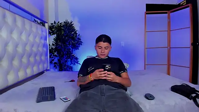 Liam Dustin online show from 08.01.26
