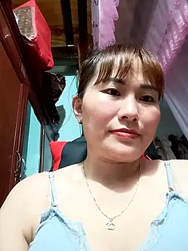 Snapshot of Lucxy-ki6 chatting on 06.15.26 Lucxy-ki6 online show from 06.15.26