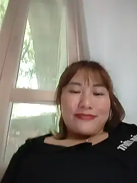 Snapshot of Lucxy-ki6 chatting on 06.22.26 Lucxy-ki6 online show from 06.22.26