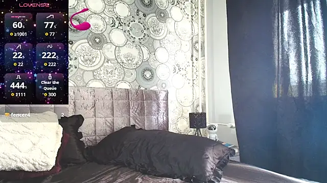 SexyQueenNina online show from 03.28.26