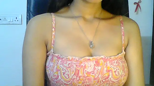 Snapshot of Hot_Deepansi02 chatting on 06.11.26 Hot Deepansi02 online show from 06.11.26