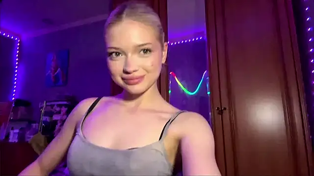 Snapshot of StacyChocopay chatting on 05.16.26 StacyChocopay online show from 05.16.26