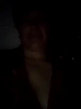 Snapshot of valeryXmur chatting on 04.03.26 valeryXmur online show from 04.03.26