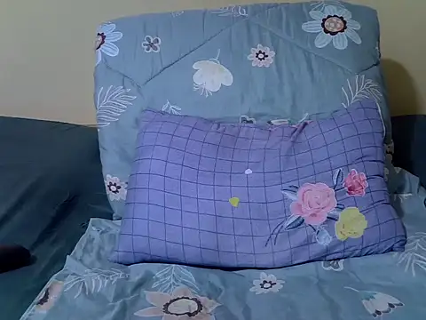 Darkchocolatequeen online show from 06.15.26