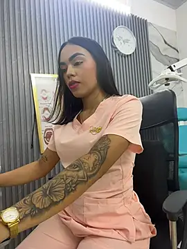 Snapshot of daniela-sexy chatting on 06.19.26 daniela-sexy online show from 06.19.26