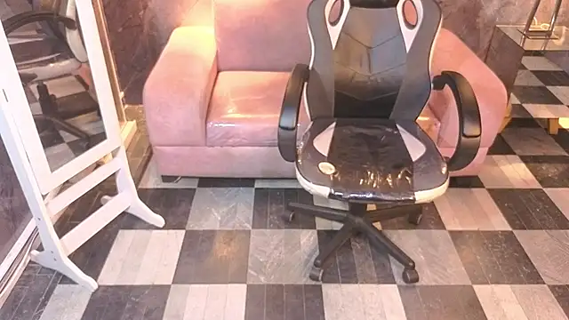  Charlottee b online show from 06.18.26