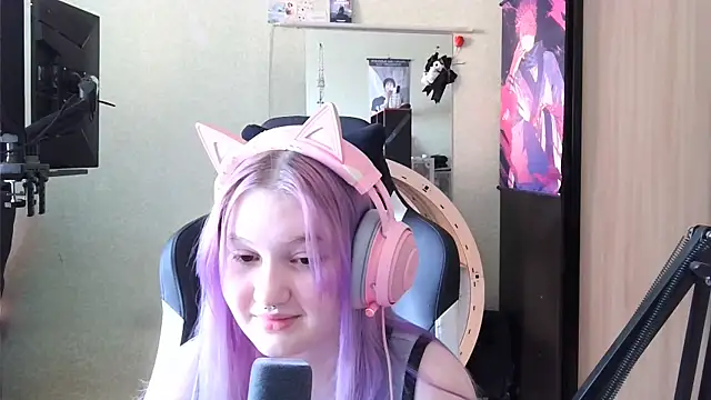 Snapshot of AlleneLambertus chatting on 03.29.26 AlleneLambertus online show from 03.29.26