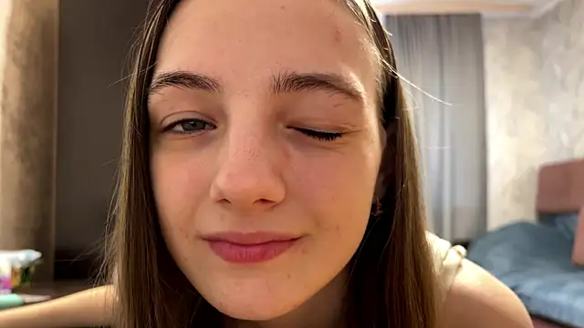 Snapshot of TatumLage chatting on 03.29.26 TatumLage online show from 03.29.26