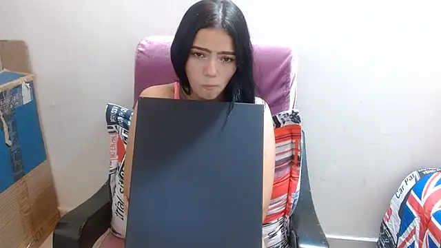 Snapshot of lina_seduce chatting on 05.30.26 lina seduce online show from 05.30.26