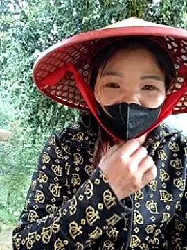 Snapshot of maymay121 chatting on 06.12.26 maymay121 online show from 06.12.26