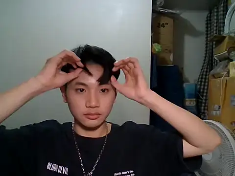 Snapshot of sweetener_321 chatting on 03.16.26 sweetener 321 online show from 03.16.26