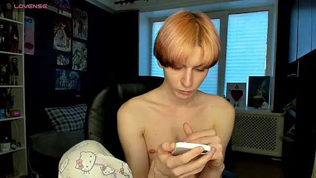 sweet peach    online show from 06.01.26