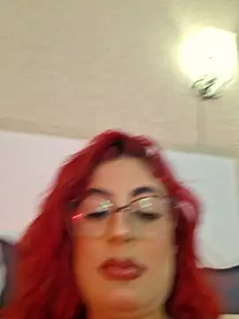 Snapshot of Scarlet_Evanss_ chatting on 04.15.26 Scarlet Evanss online show from 04.15.26