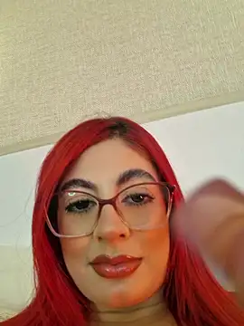 Snapshot of Scarlet_Evanss_ chatting on 04.24.26 Scarlet Evanss online show from 04.24.26