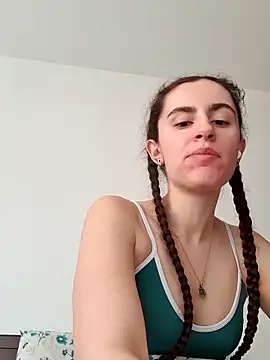 Snapshot of starlight_mo chatting on 04.05.26 starlight mo online show from 04.05.26