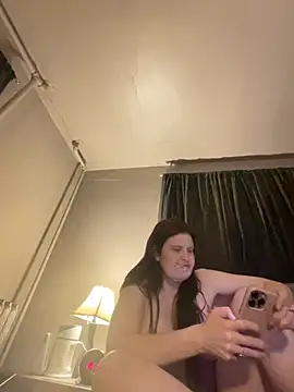 JulieetteLatte online show from 03.31.26