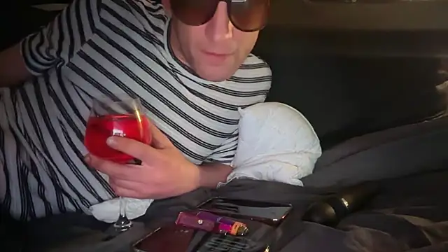 Snapshot of JXXTARA chatting on 03.22.26 JXXTARA online show from 03.22.26