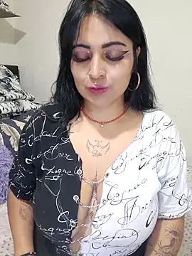 Sarah-917 online show from 04.21.26