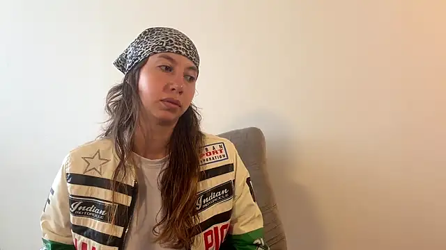 Julieta Jol online show from 05.26.26