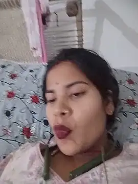 Pallavi cute online show from 06.09.26